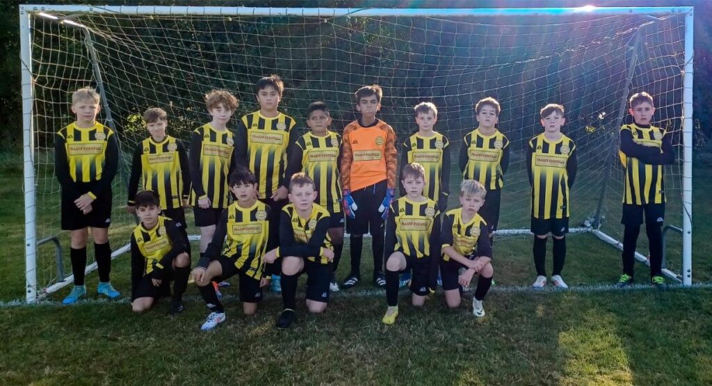 youth nike soccer shorts